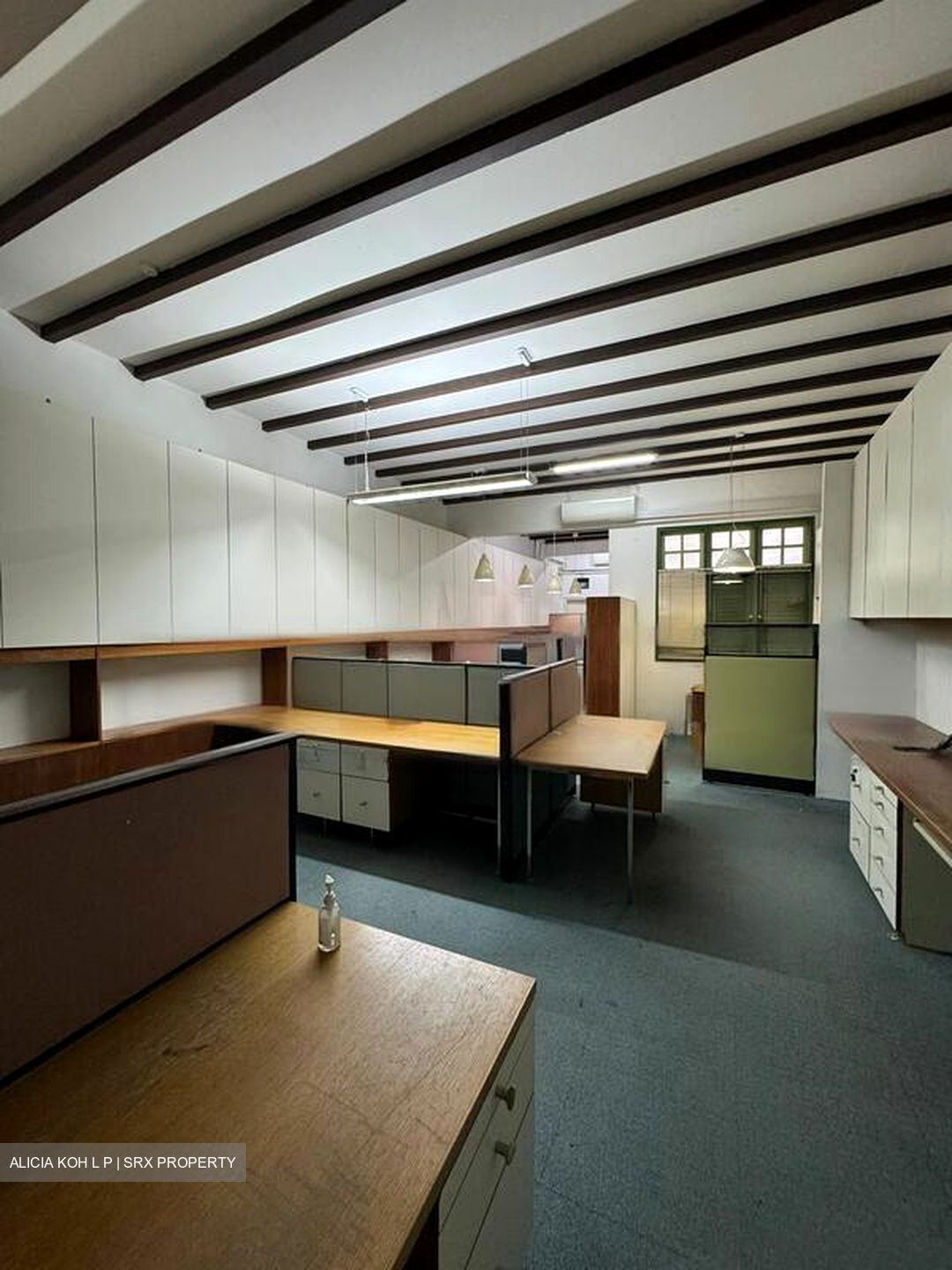 Club Street (D1), Office #466531431